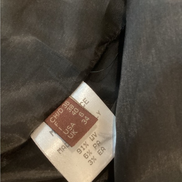 Authentic Bally Women's black 3 button office jacket Blazer size 6 - Picture 5 of 13